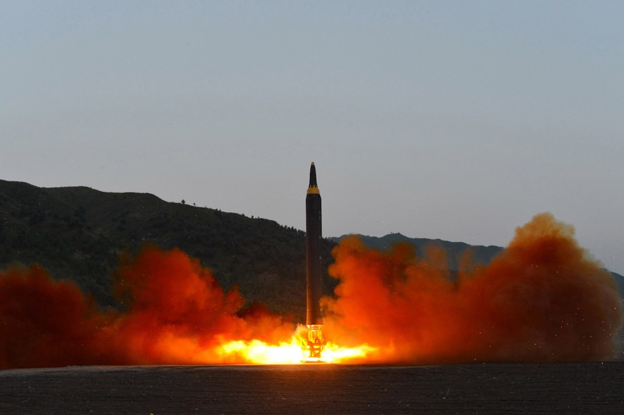 Σε «πορεία» απόκτησης πυρηνικού διηπειρωτικού πυραύλου η Β. Κορέα εκτιμούν οι Αμερικανοί