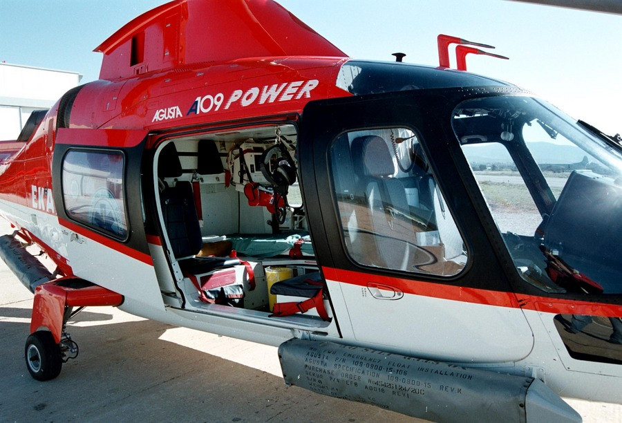 Γυναίκα πέθανε από αιμορραγία στη Φολέγανδρο περιμένοντας το ελικόπτερο – Τι λέει το ΕΚΑΒ