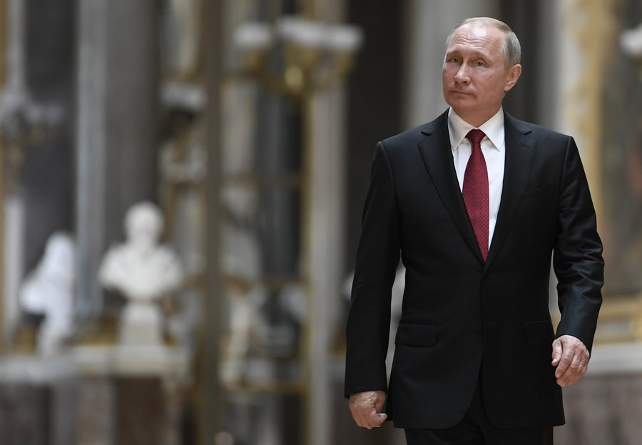 «Don’t worry, be happy», λέει ο Πούτιν για την αποχώρηση των ΗΠΑ από τη συμφωνία για το κλίμα