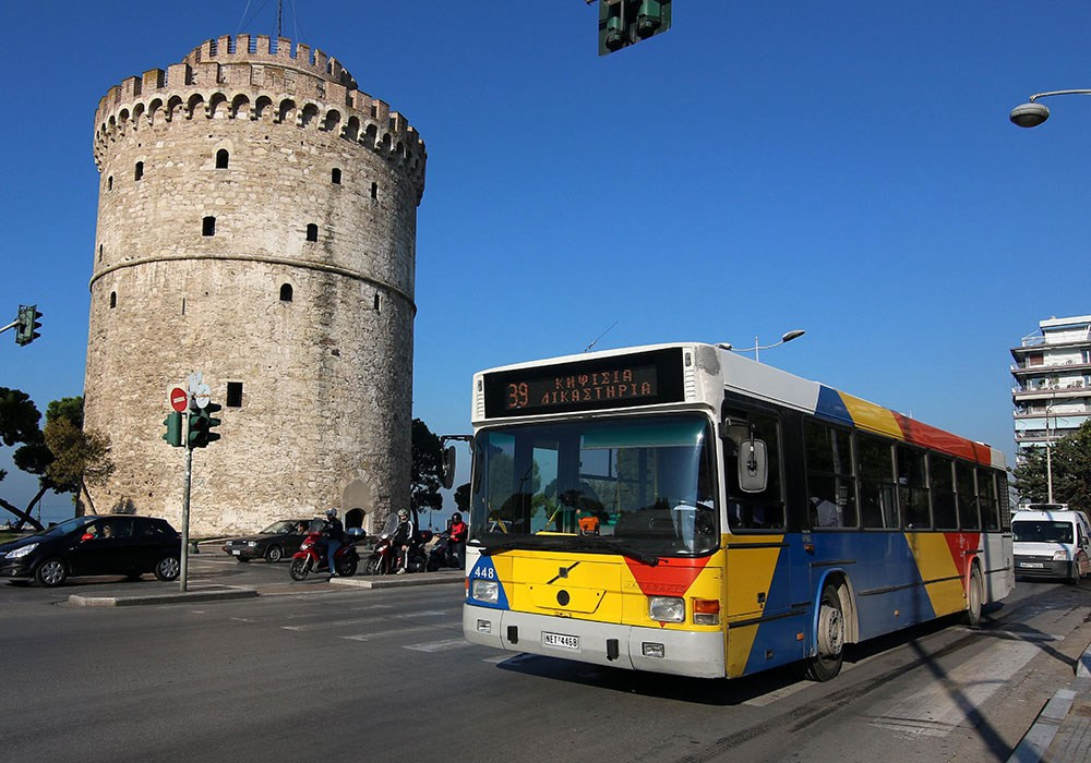 Θεσσαλονίκη: Φοιτήτρια καταγγέλλει ότι την παρενόχλησε σεξουαλικά παπάς μέσα στο λεωφορείο