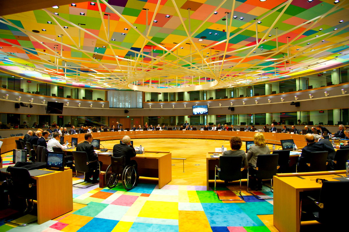 Αξιωματούχος Ευρωζώνης: Η γαλλική πρόταση για το χρέος είναι στο τραπέζι