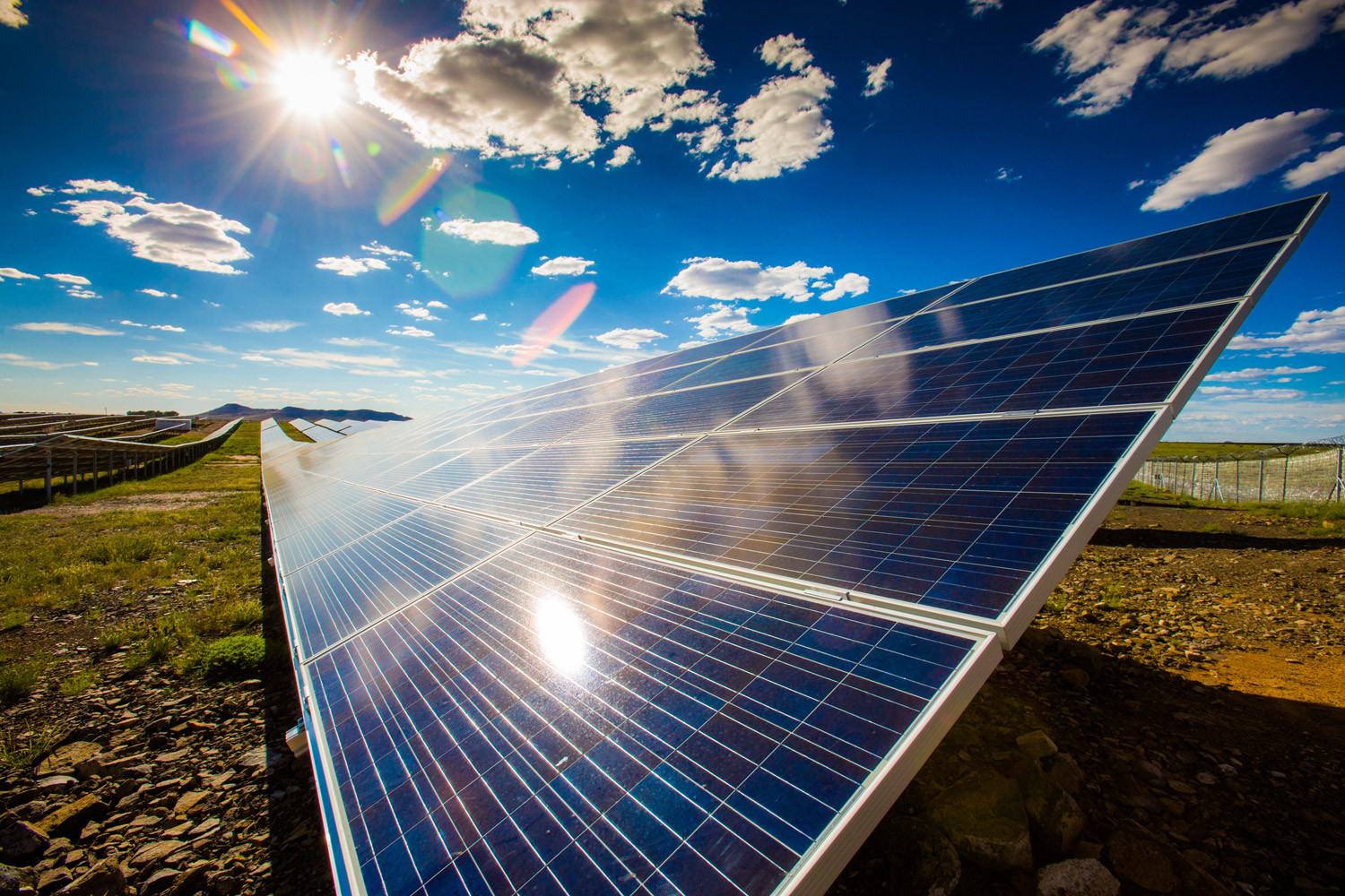 Το 2025 η ηλιακή ενέργεια θα είναι η φθηνότερη μορφή ενέργειας στον κόσμο