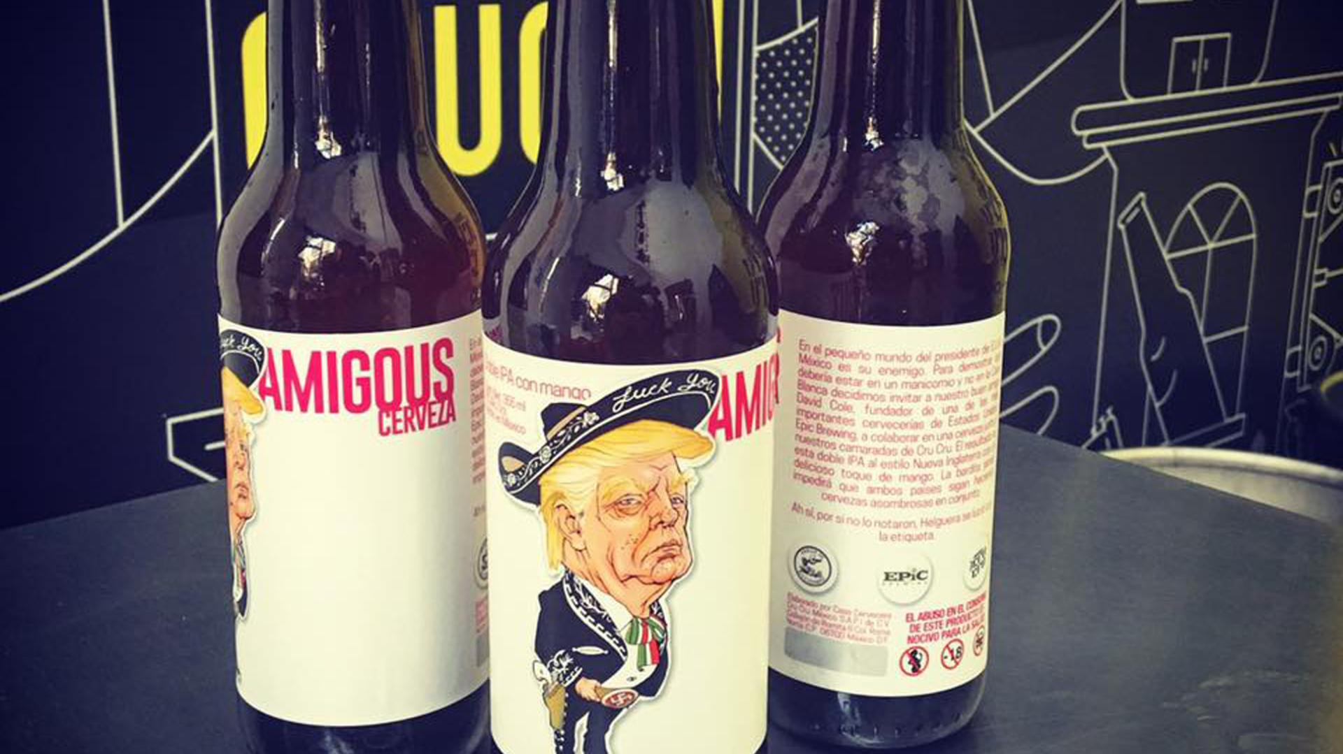 Ο Τραμπ απεικονίζεται σε μπύρα με σομπρέρο και σβάστικα