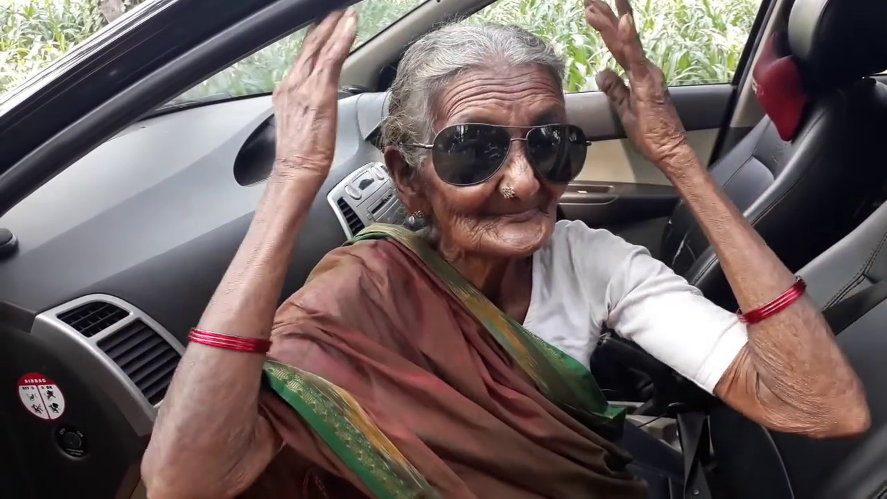 Η υπεραιωνόβια γιαγιά που κατέκτησε το YouTube! [BINTEO]