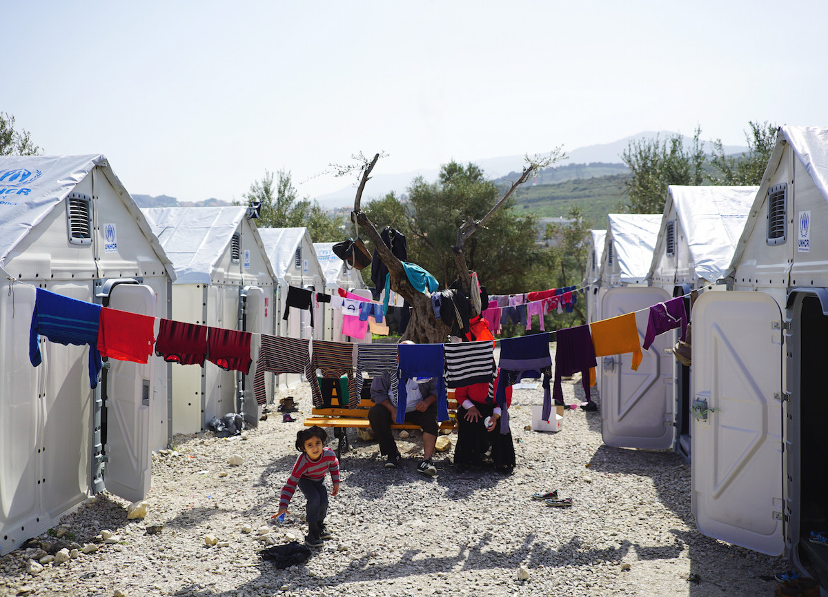 «Better Shelter» από την ΙΚΕΑ: Στιλάτη «ανθρωπιστική βοήθεια» και κέρδη εκατομμυρίων