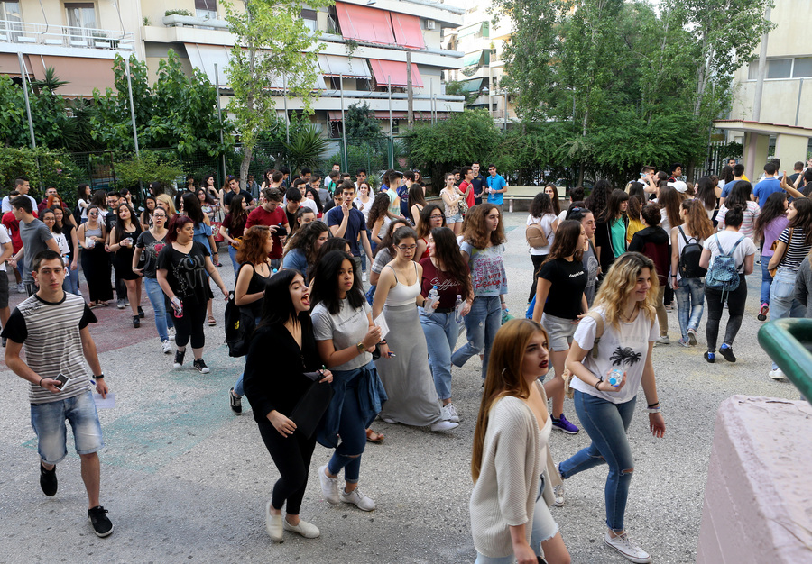 Τα αποτελέσματα των Πανελλαδικών – Που θα κινηθούν οι βάσεις