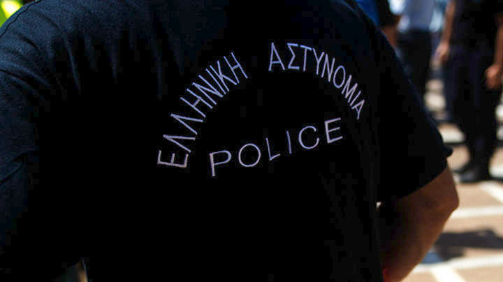 Σε εξέλιξη μεγάλη αστυνομική επιχείρηση στις Αχαρνές