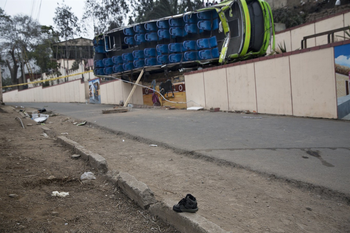 Περού: Πολύνεκρο δυστύχημα με τουριστικό λεωφορείο [Βίντεο]