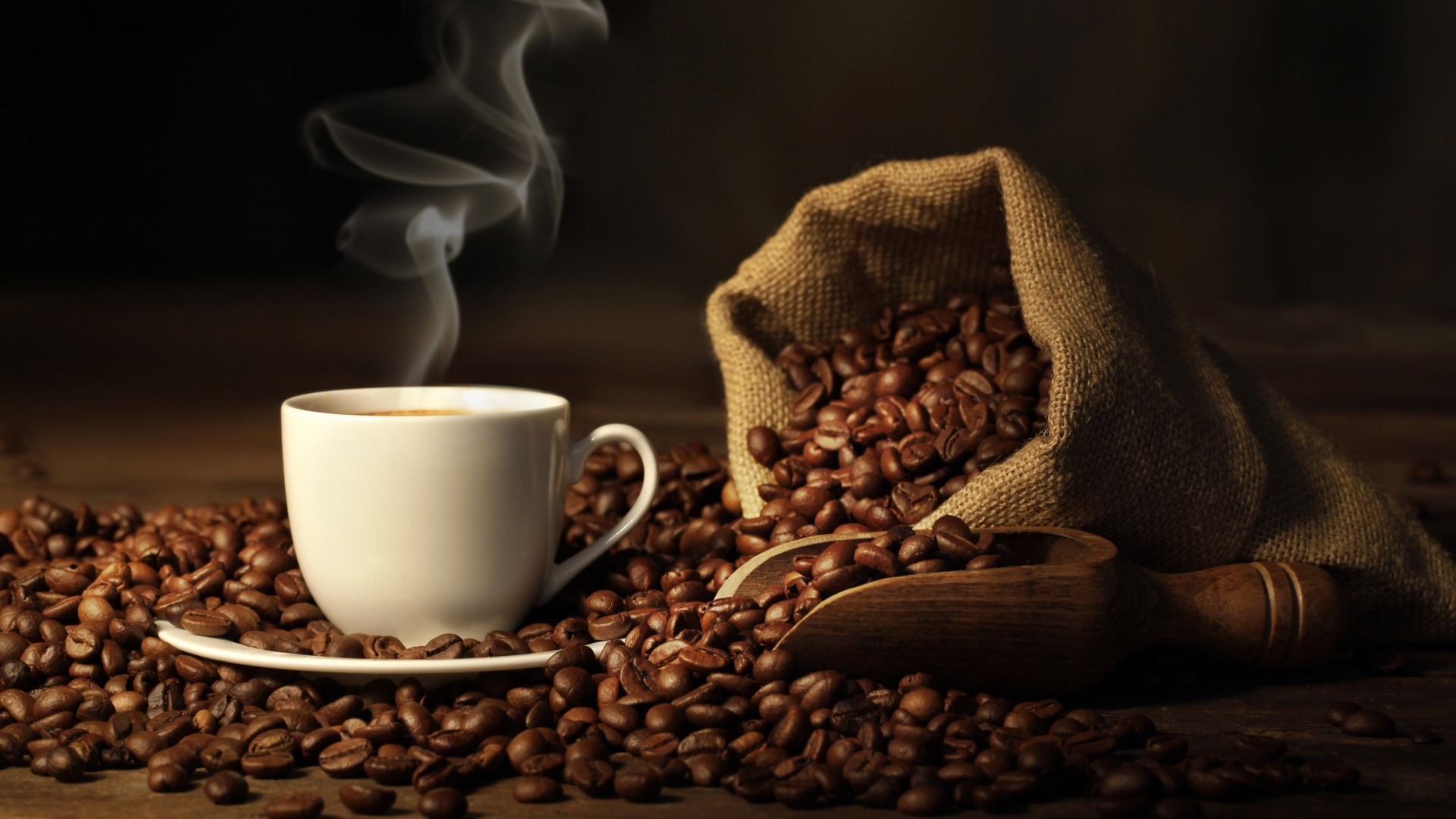 Νέα έρευνα: Όσοι πίνουν πολύ καφέ, ζουν περισσότερο [BINTEO]