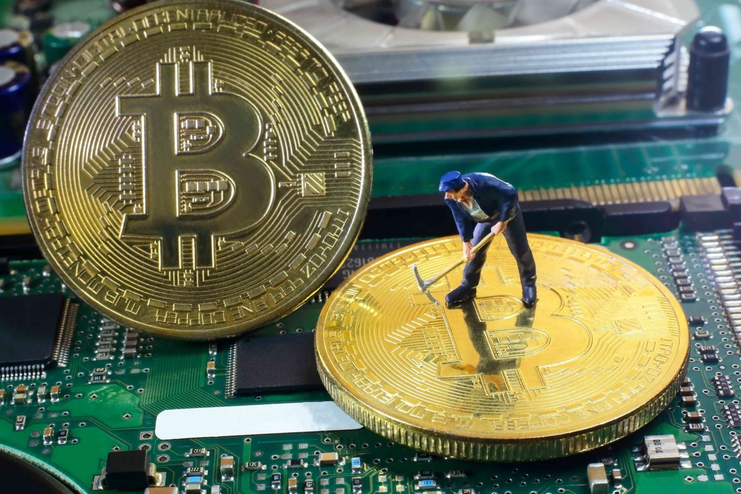 Η φούσκα της “κρυπταγοράς”: Χάθηκαν 12 δισ. σε 30 ημέρες, αλλά η αξία του Bitcoin παραμένει 450% πάνω