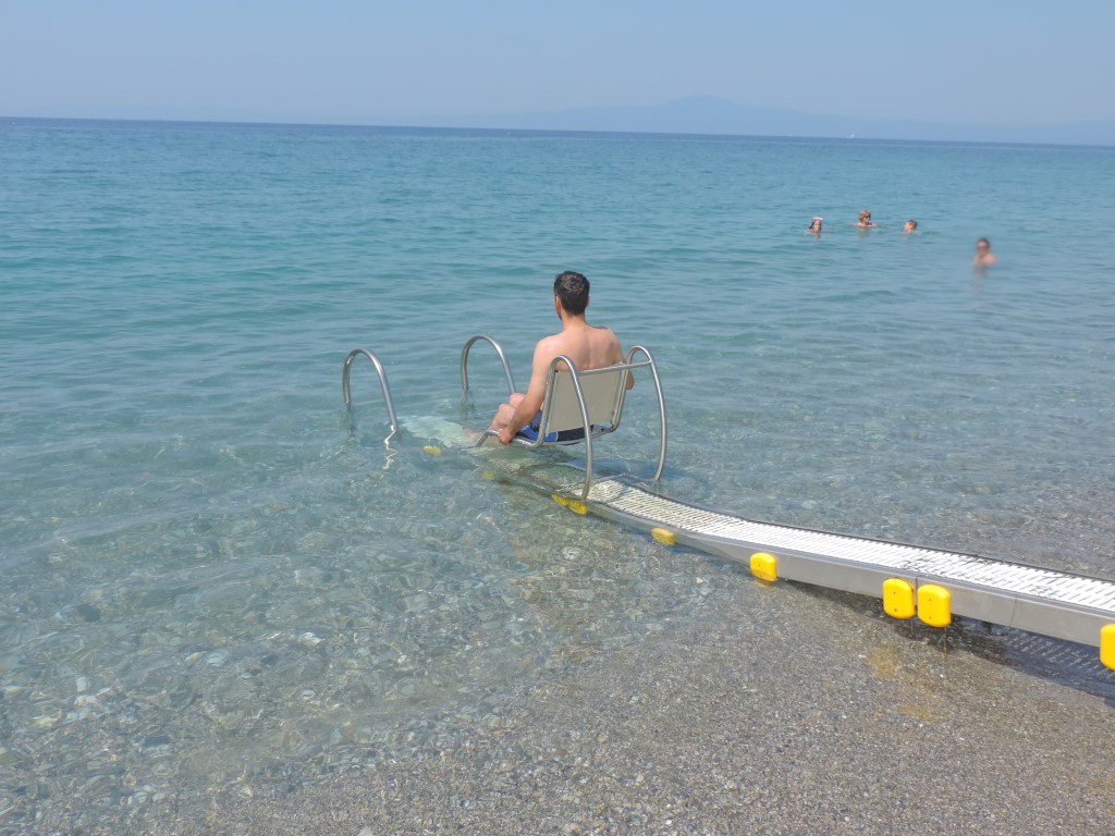Ελλάδα- Κύπρος ιδανικός τόπος για παραθεριστές με κινητικά προβλήματα