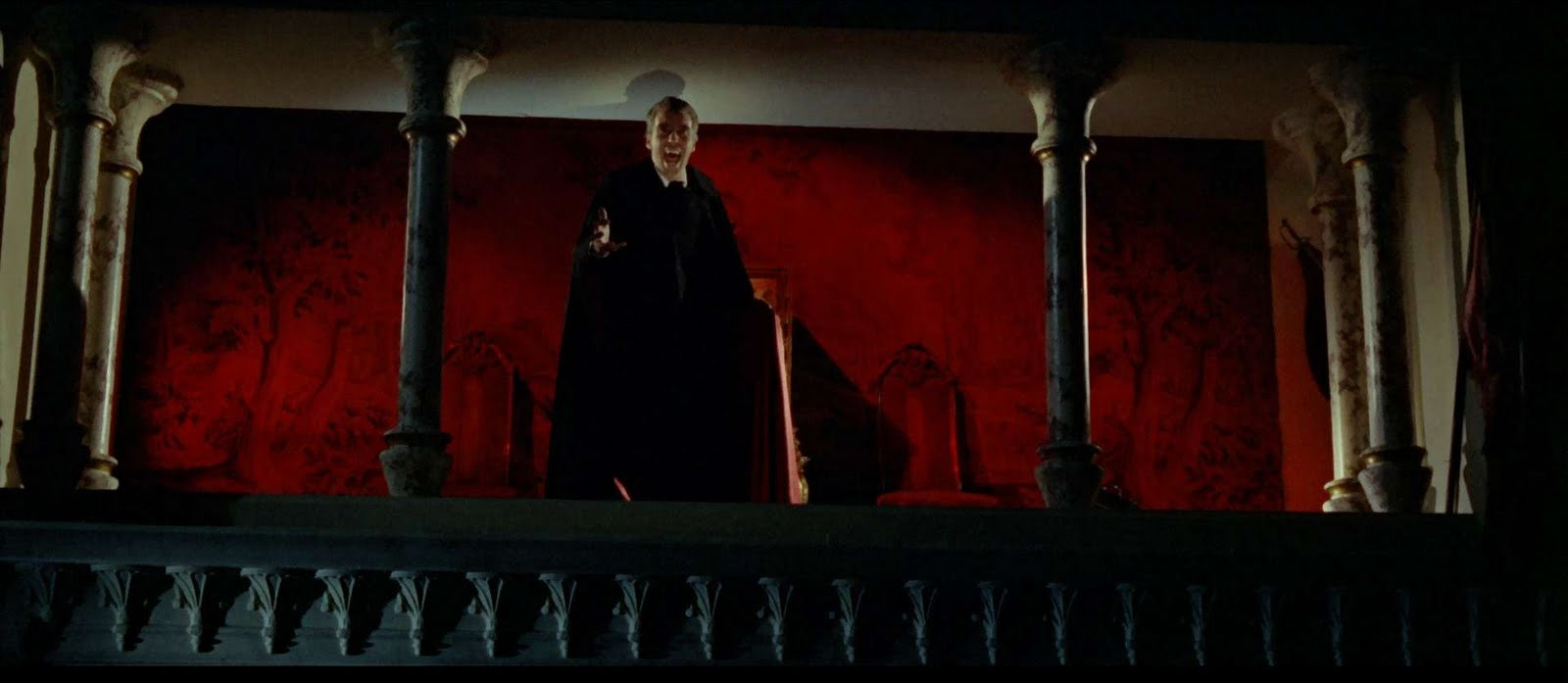 Ο Κρίστοφερ Λι στην ταινία «Δράκουλας, ο Βρυκόλακας των Καρπαθίων»