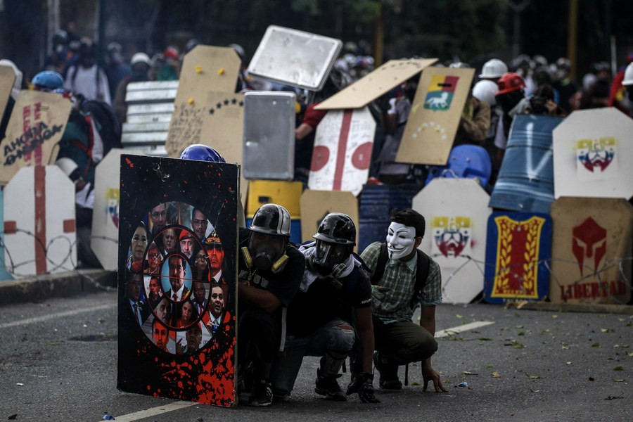Βενεζουέλα: Η αντιπολίτευση καλεί σε 48ωρη απεργία για να πιέσει τον Μαδούρο