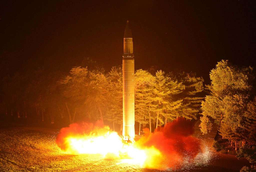 Washington Post: Η Βόρεια Κορέα μπορεί να τοποθετήσει πυρηνική κεφαλή σε πύραυλο