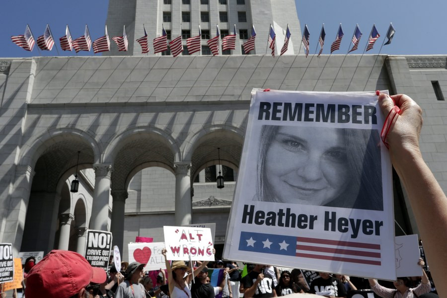 Στη Βιρτζίνια η Χέδερ δολοφονήθηκε επειδή δεν εξοργιστήκαμε