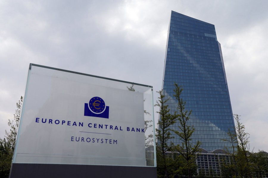 Suddeutsche Zeitung: Το γερμανικό Συνταγματικό Δικαστήριο αμφισβητεί το QE της ΕΚΤ