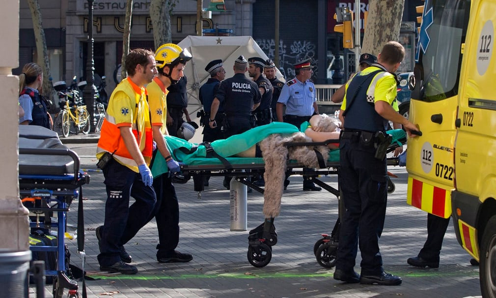 Το χρονικό των επιθέσεων στην Καταλονία – 14 νεκροί και πάνω από 100 τραυματίες [ΦΩΤΟ+ΒΙΝΤΕΟ]