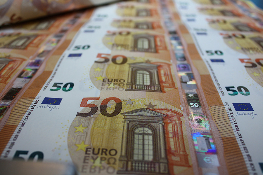 Κατά ένα δισ. ευρώ αυξημένες οι τραπεζικές καταθέσεις τον Ιούλιο