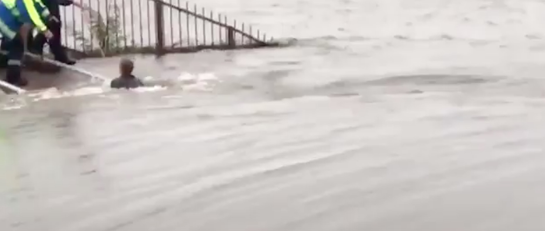 Τυφώνας Χάρβεϊ: Δραματική διάσωση στο πλημμυρισμένο Χιούστον [Βίντεο]