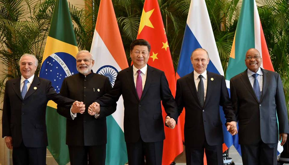 Αυξάνεται ταχύτατα το εμπόριο μεταξύ των BRICS