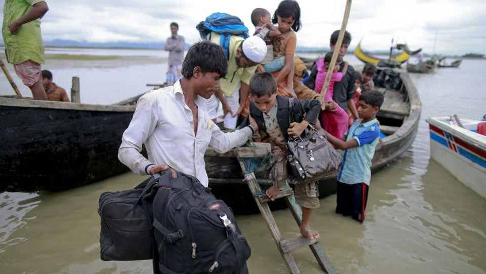 Μιανμάρ: Πογκρόμ εναντίον της μειονότητας Ροχίνγκια με εκατόμβες νεκρών