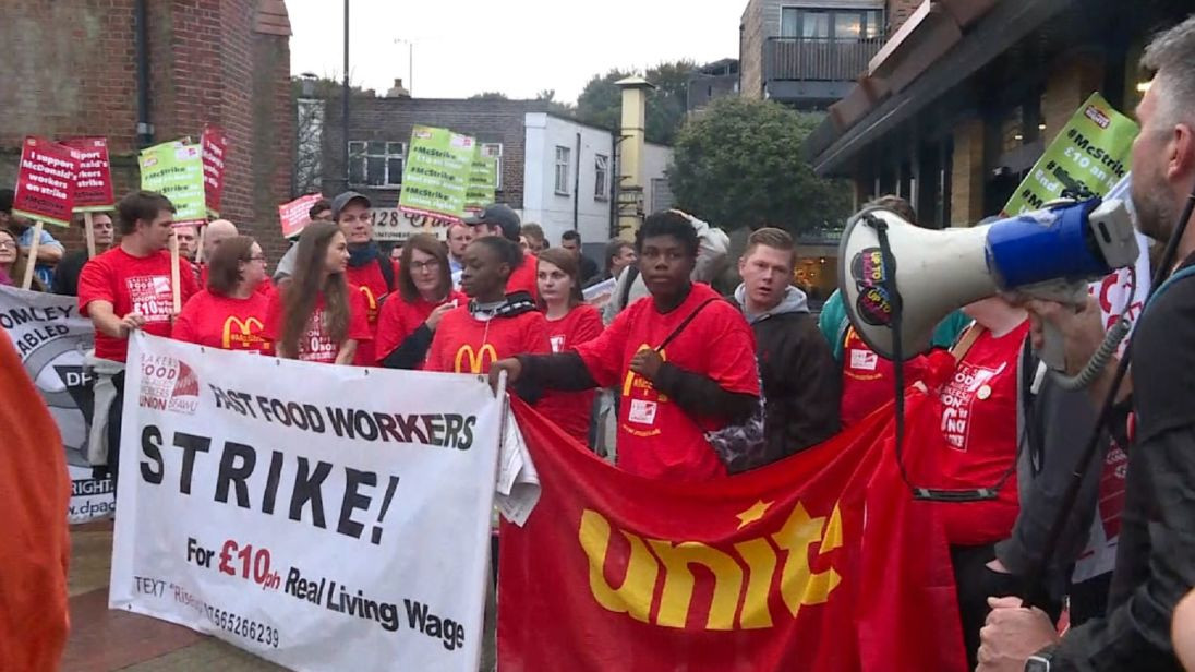Η πρώτη απεργία στα McDonald’s της Βρετανίας [Βίντεο]