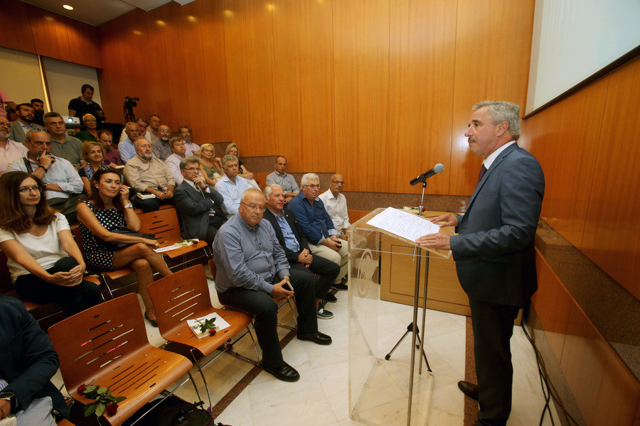 Κεντροαριστερά: Ο Μανιάτης κατέθεσε επισήμως την υποψηφιότητα του