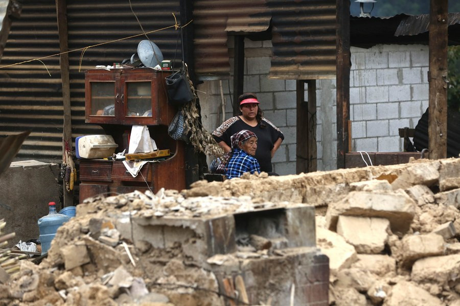 Στους 90 οι νεκροί από το «σεισμό του αιώνα» στο Μεξικό – 800 μετασεισμοί