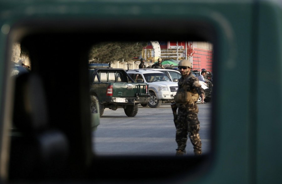 Τουλάχιστον 3 νεκροί από βομβιστή αυτοκτονίας στην Καμπούλ