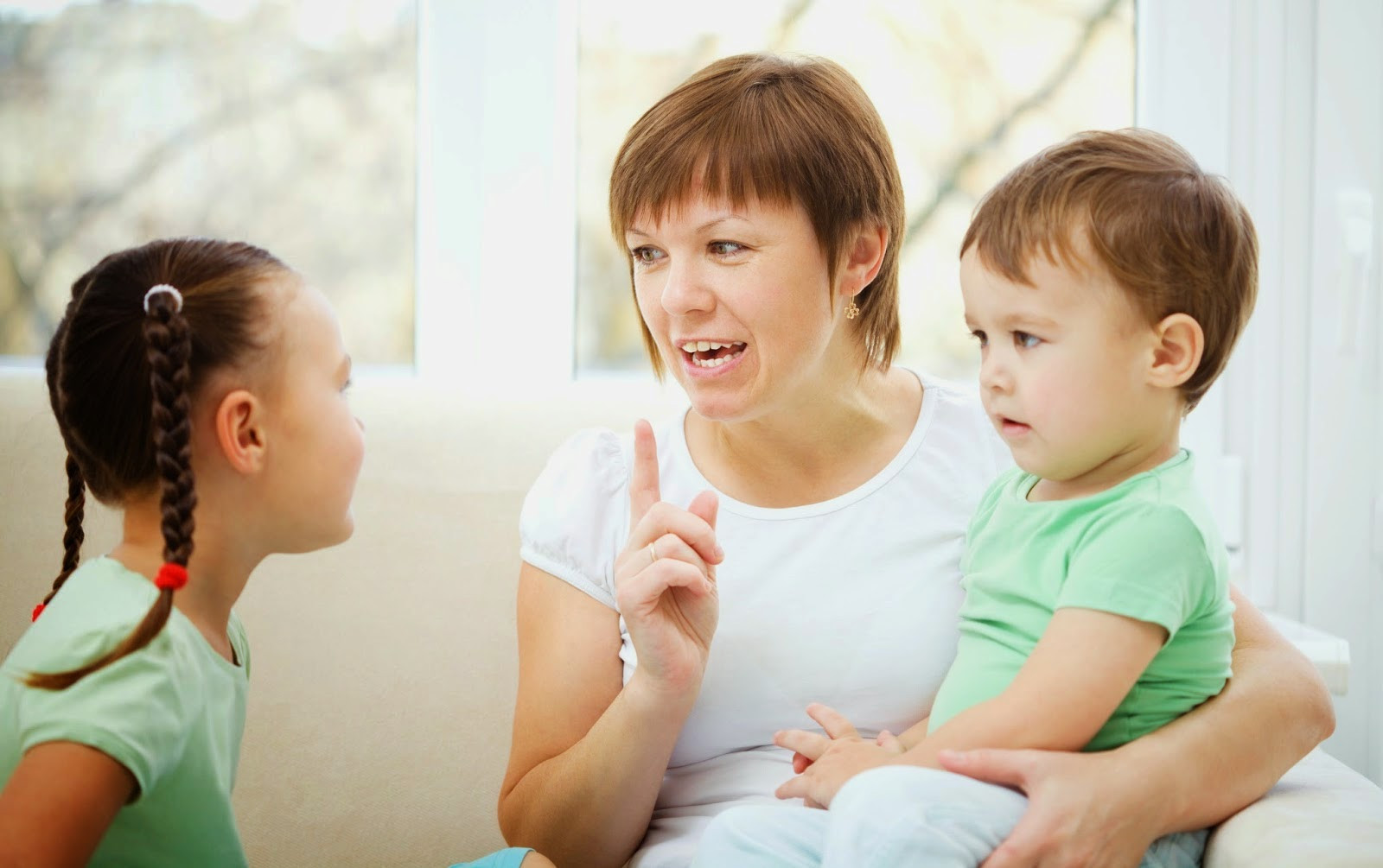 6 αρνητικά πράγματα που λέτε στο παιδί νομίζοντας ότι είναι θετικά