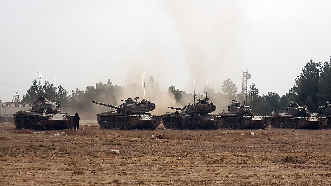 Με στρατιωτικές ασκήσεις στα σύνορα με το Ιράκ απαντά η Τουρκία στο κουρδικό δημοψήφισμα [ΒΙΝΤΕΟ]