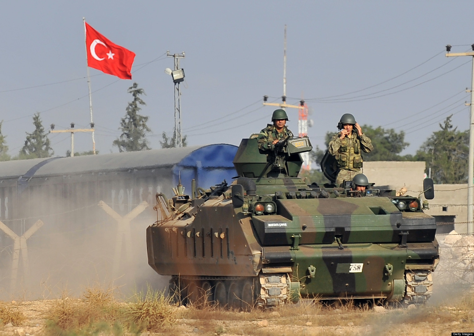 Οι ένοπλες δυνάμεις της Τουρκίας άρχισαν γυμνάσια στα σύνορα με το Ιράκ