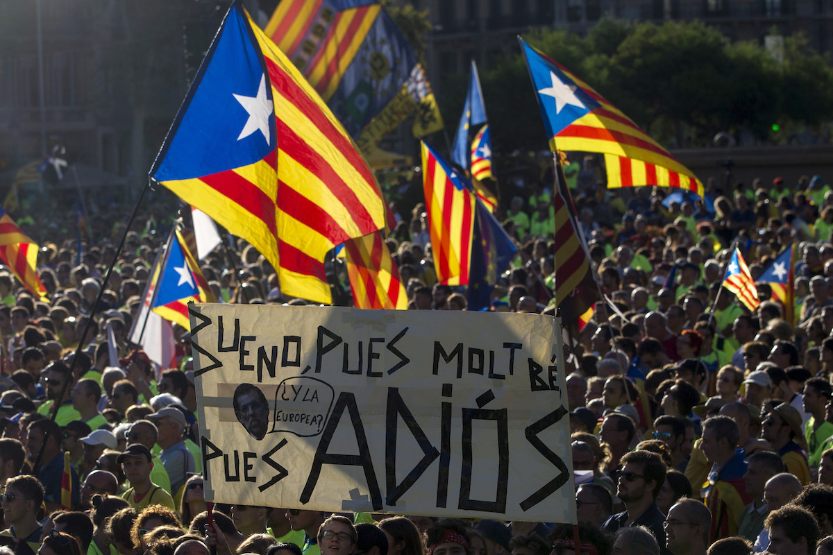 Κατάληψη του υπουργείου Οικονομικών της Καταλονίας από την ισπανική εθνοφυλακή