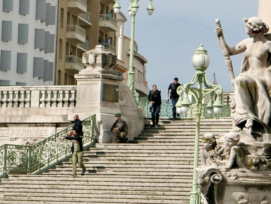Επίθεση με μαχαίρι σε σταθμό τρένου στη Μασσαλία με τρεις νεκρούς