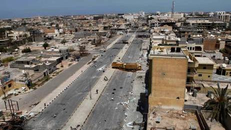Επίθεση αυτοκτονίας με νεκρούς και τραυματίες στη Λιβύη