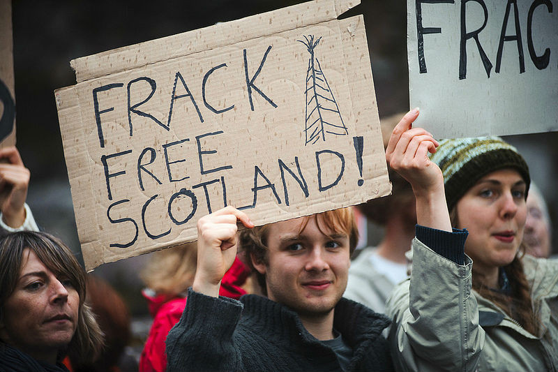 Η Σκωτία απαγόρευσε την εξόρυξη πετρελαίου με τη μέθοδο φράκινγκ