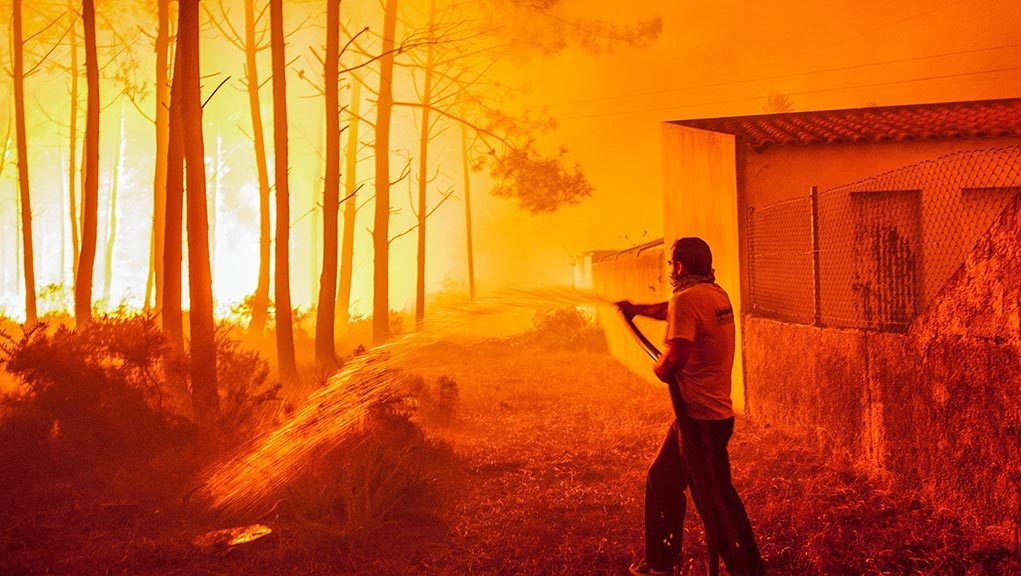 Στους 45 νεκρούς αυξήθηκε ο τραγικός απολογισμός των πυρκαγιών σε Πορτογαλία-Ισπανία