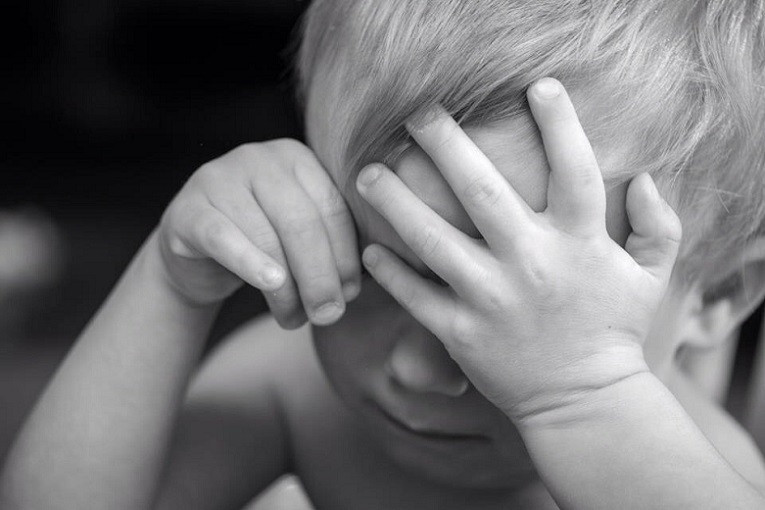 Οι 11 τρόποι για να αντιμετωπίσετε το κλάμα του παιδιού με ενσυναίσθηση