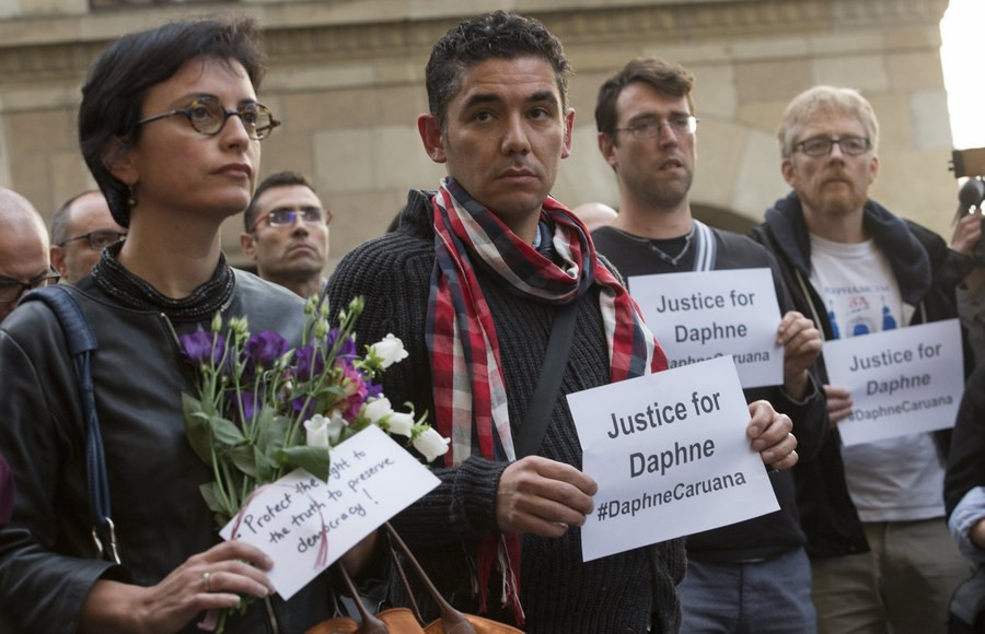 Μάλτα – Δολοφονία δημοσιογράφου: Η κυβέρνηση δίνει αμοιβή για πληροφορίες, η οικογένεια απαιτεί ουσιαστική δικαίωση