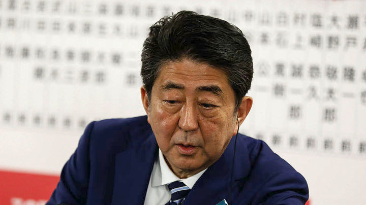 Ιαπωνία: Νέα αρχή για τον Άμπε μετά τη μεγάλη νίκη του στις εκλογές