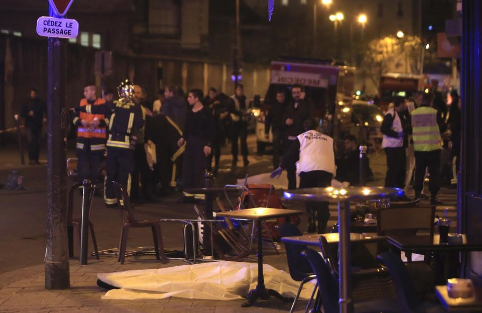 Δύο χρόνια μετά το μακελειό στο Παρίσι οι αρχές ανησυχούν για την «εσωτερική απειλή»