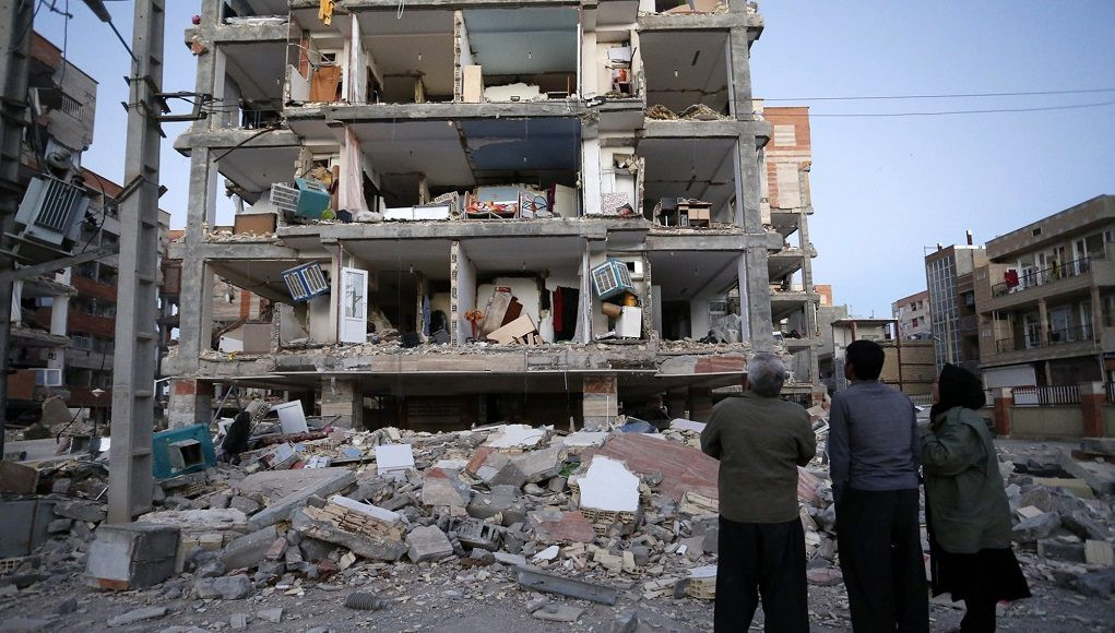 Τραγικός ο απολογισμός από τον σεισμό στο Ιράν