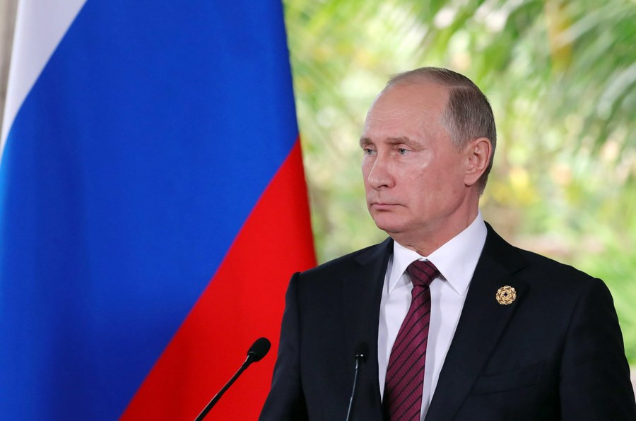 Γιατί ο Πούτιν αργεί να ανακοινώσει την υποψηφιότητά του για την προεδρία