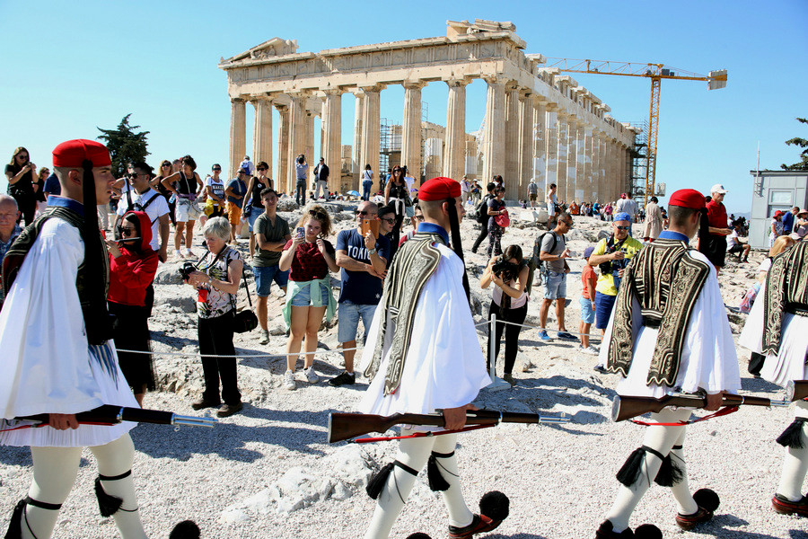 Αυξάνονται οι τουρίστες στην Αθήνα, αλλά μειώνεται η ικανοποίηση