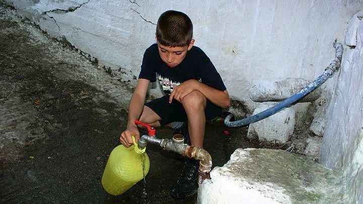 Ο Δήμος Μάνδρας καλεί τους πολίτες να μην πίνουν νερό πριν τους δειγματοληπτικούς ελέγχους