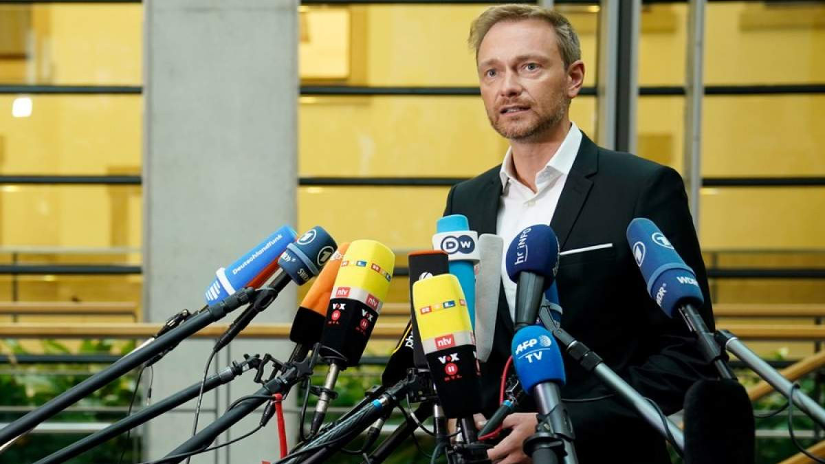 FDP: Θα στηρίζαμε κυβέρνηση μειοψηφίας με καγκελάριο την Μέρκελ