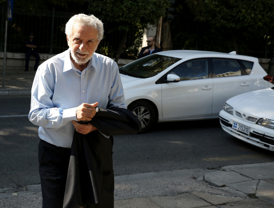 Δρίτσας: Το κράτος αναλαμβάνει τον έλεγχο των νηογνωμόνων