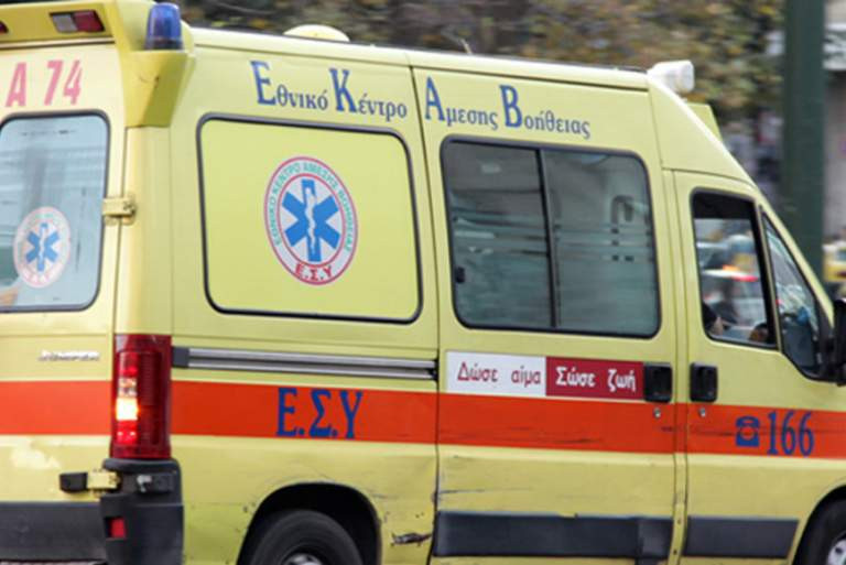 Ένας νεκρός και δύο τραυματίες από μετωπική στο κέντρο της Θεσσαλονίκης