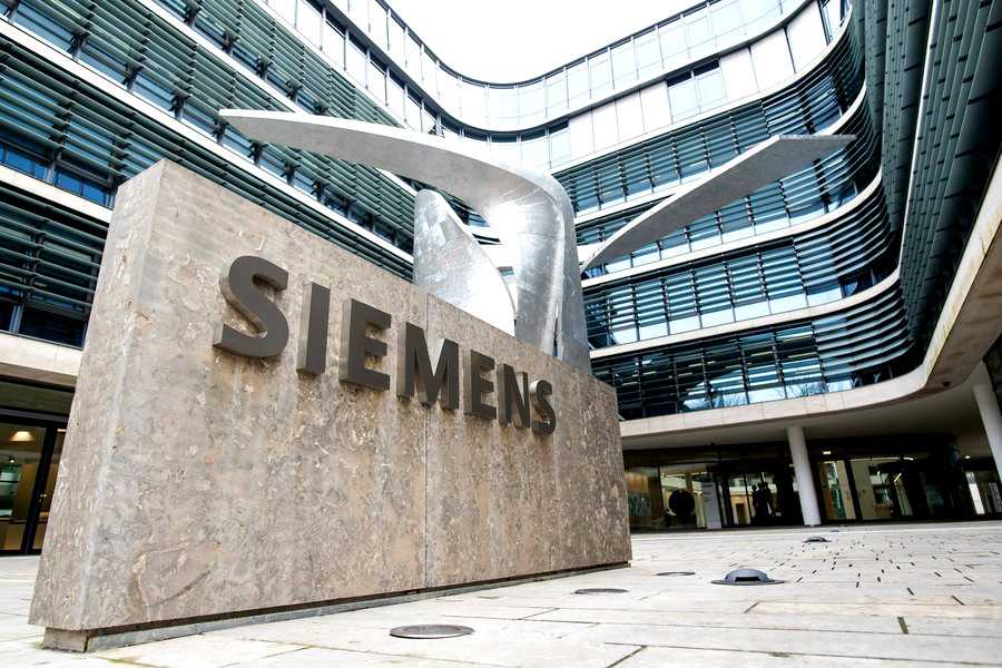 Δίκη Siemens: «Ο κύριος όγκος των χρημάτων πήγαινε σε πολιτικά πρόσωπα»