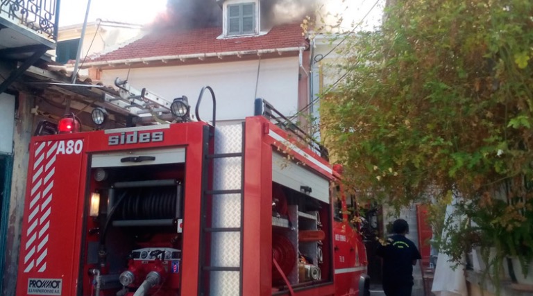 Ακόμη ένας νεκρός από πυρκαγιά – Ηλικιωμένος έχασε τη ζωή του σε σπίτι στη Νέα Φιλαδέλφεια